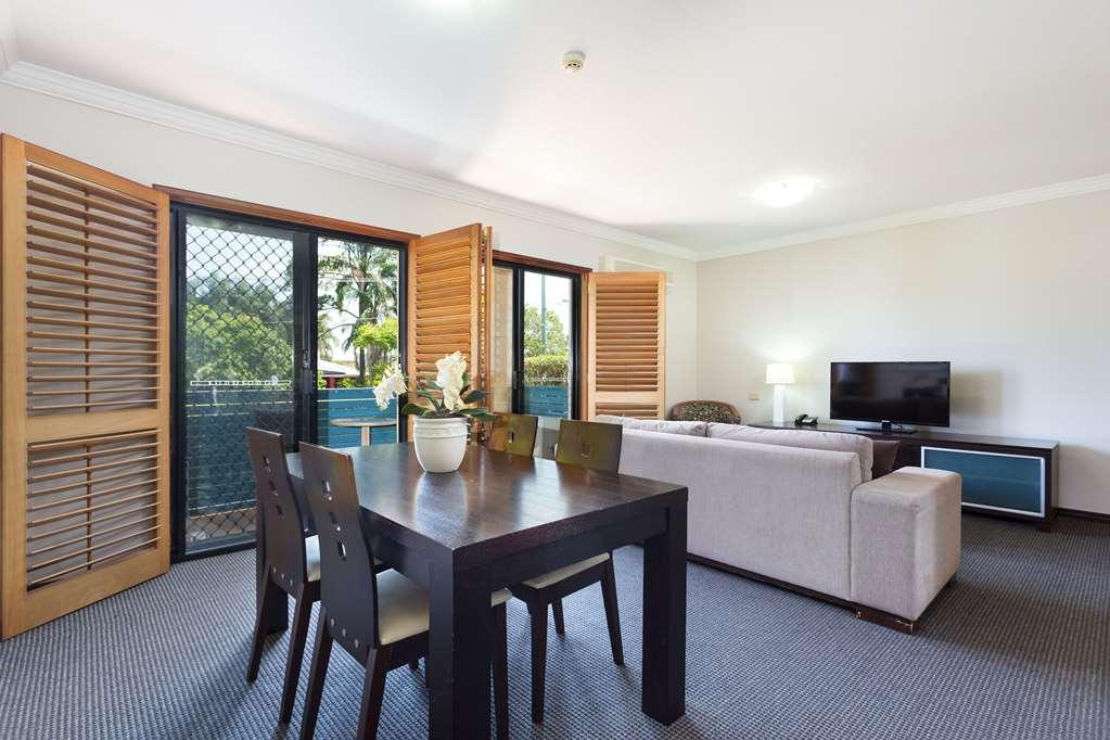 Ramada By Wyndham Brisbane Windsor Hotel Kamer foto