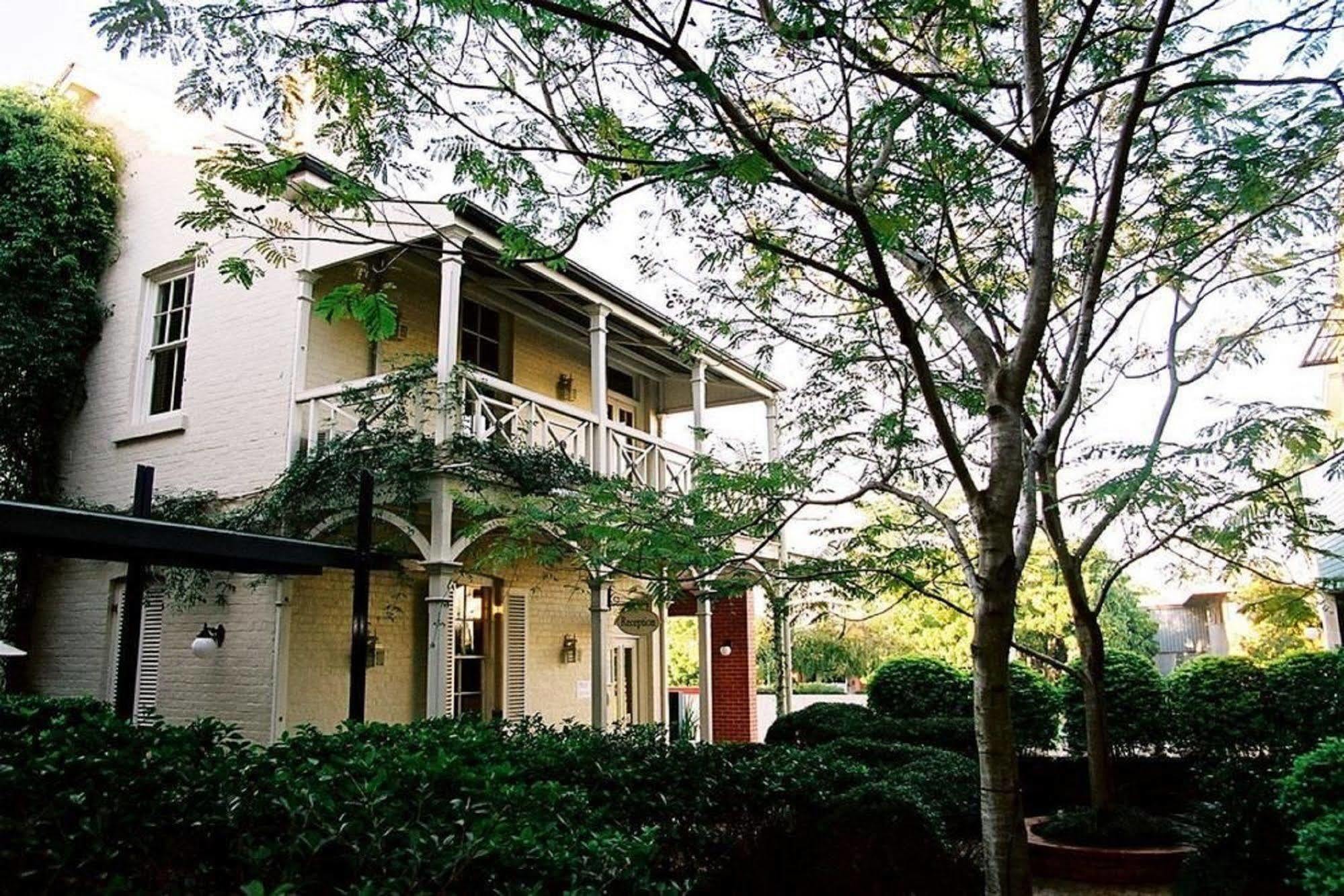 Ramada By Wyndham Brisbane Windsor Hotel Buitenkant foto