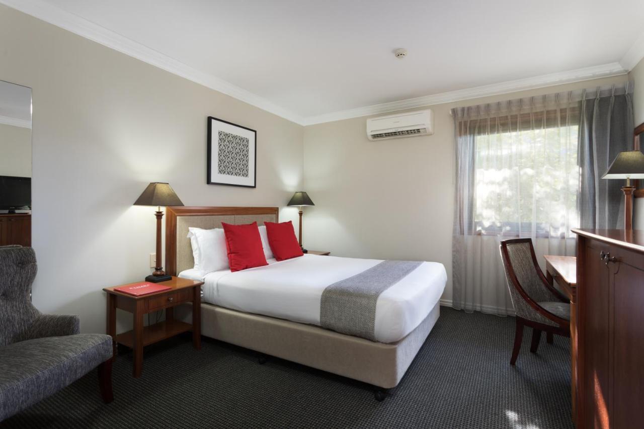 Ramada By Wyndham Brisbane Windsor Hotel Buitenkant foto