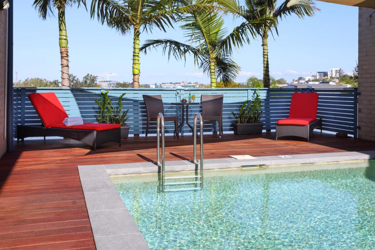 Ramada By Wyndham Brisbane Windsor Hotel Buitenkant foto